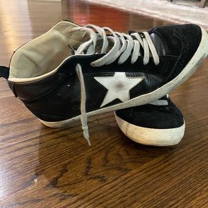 Black golden goose mid stars!